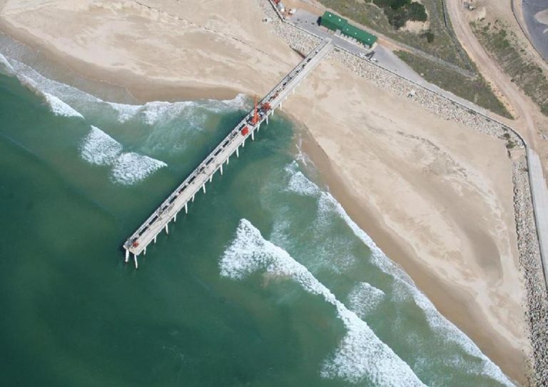 Dragaggio porto con tecnica sand bypass 1