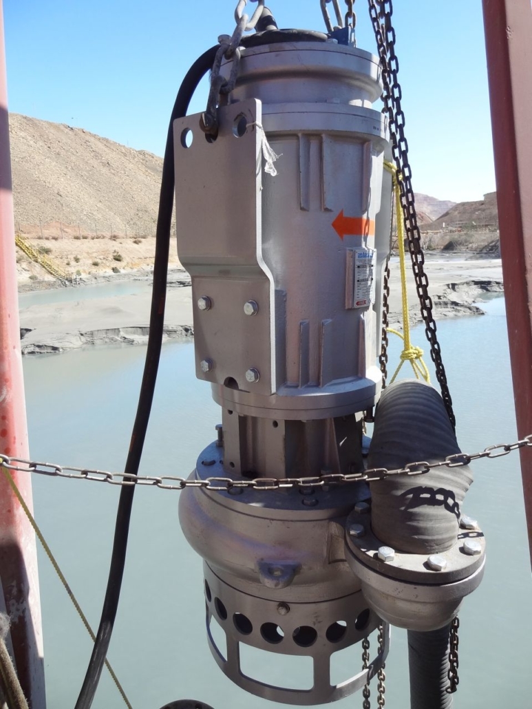 Pompes électriques submersibles pour le nettoyage de réservoirs miniers 1